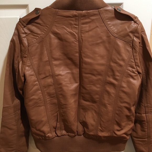 Jacket - Picture 2 of 3